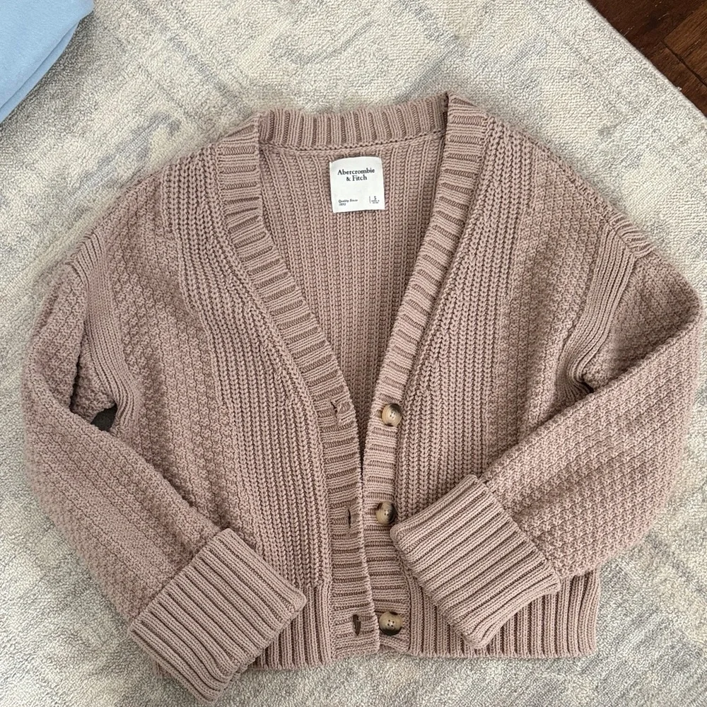 Abercrombie & Fitch Women's Taupe Cardigan Sweater - Picture 1 of 1
